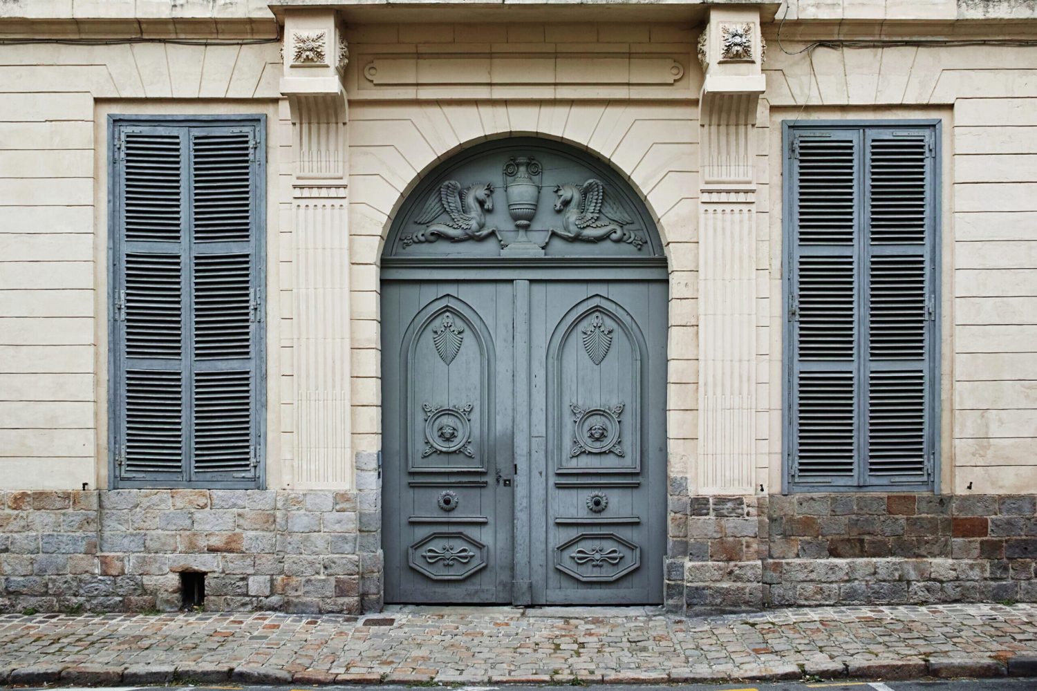 Lille_porche_Hôtel_Bidé_de_la_Grandville_26_28_rue_de_thionville